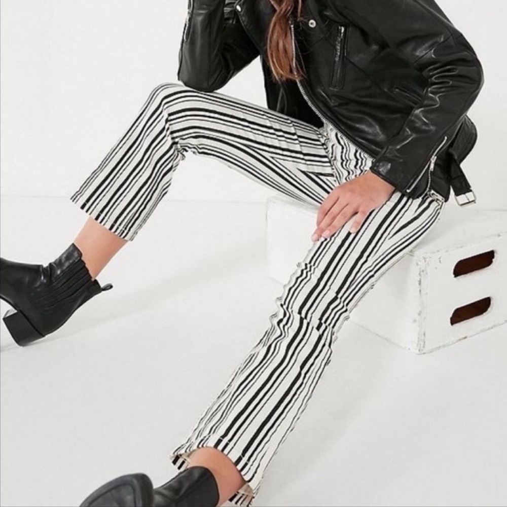 BDG urban outfitters high rise striped crops